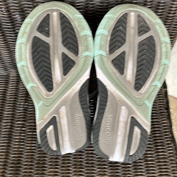 Saucony Echelon, Size 7 - Picture 3 of 14